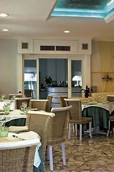 Pinamar 3* 마리아나디피에트라산타