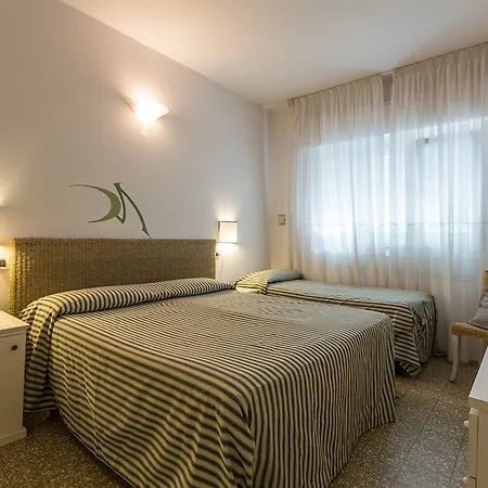 Otel Pinamar 3*
